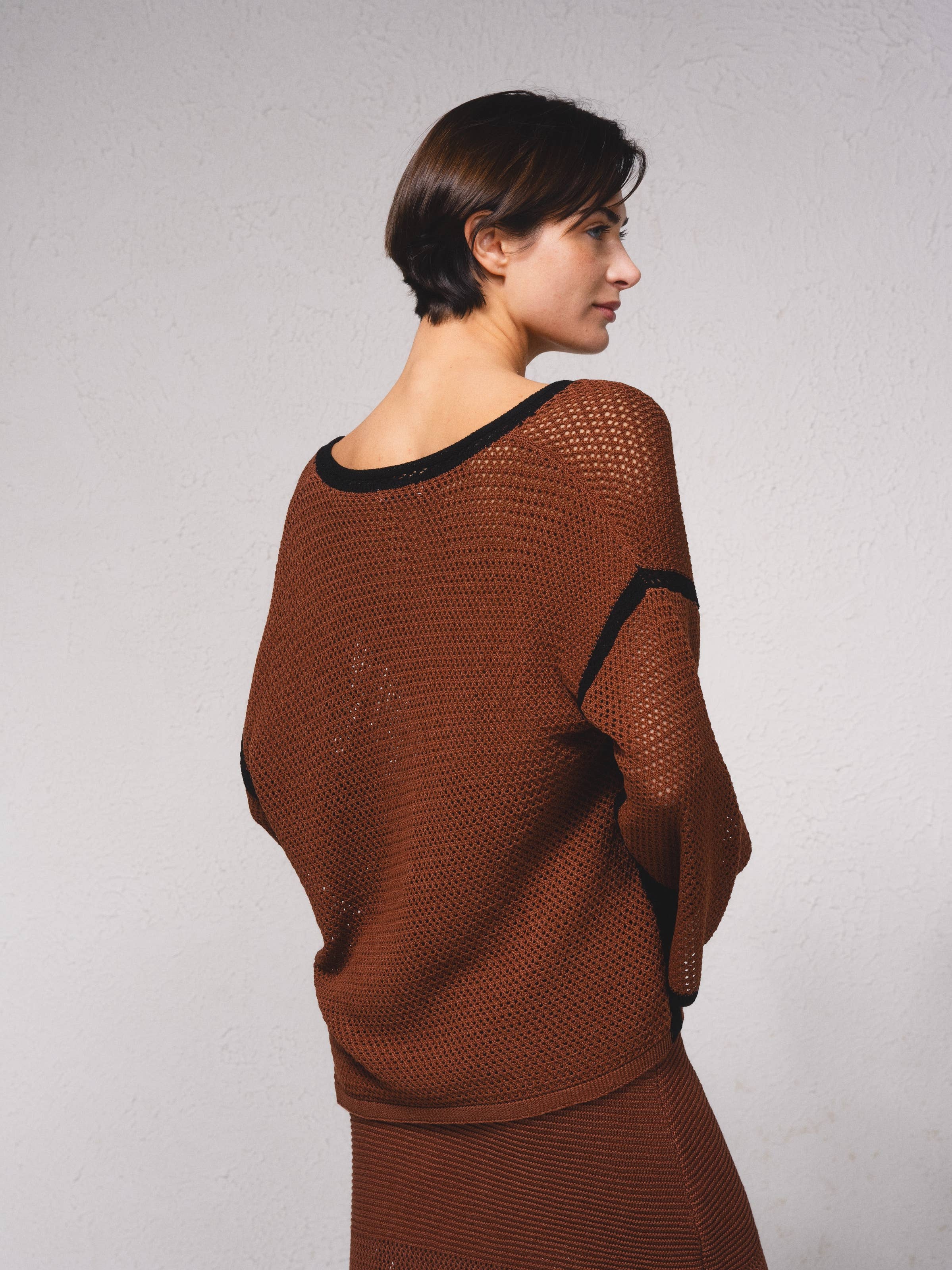 SMF - Wholesale Knit Sweater - Women's - 259158 - Sweater with contrast stitching 8