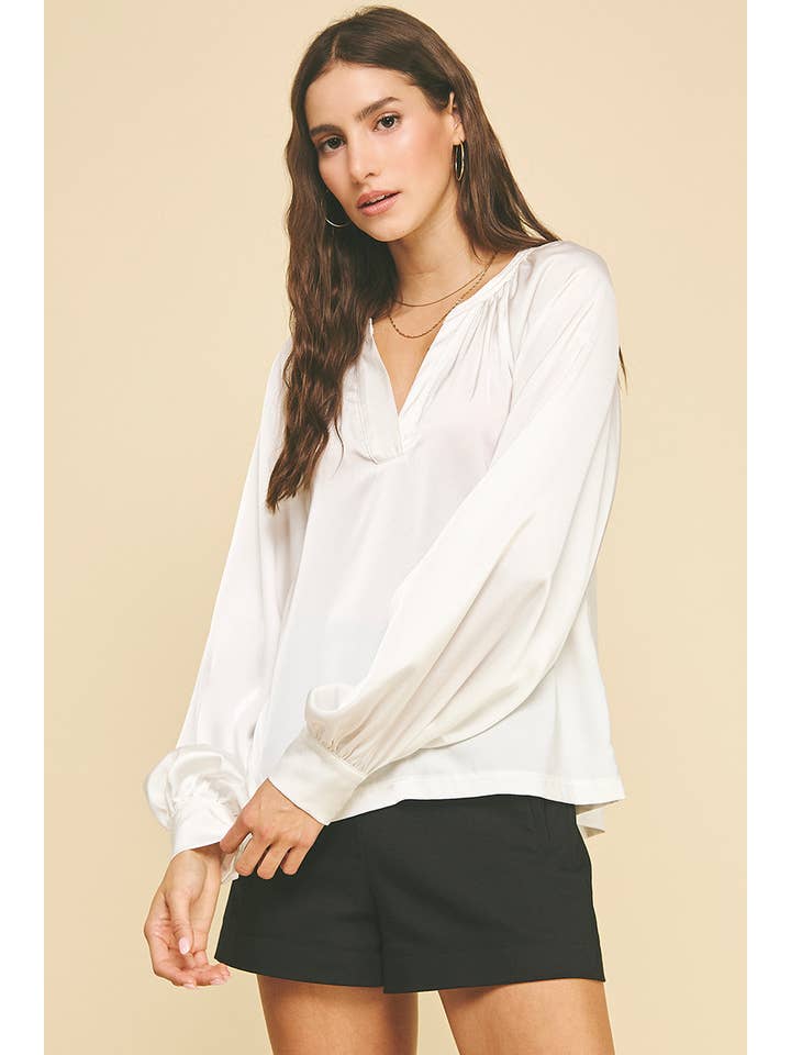 PINCH - Wholesale Blouse - Women's - V-NECK WOVEN BLOUSE TOP - 6183T3