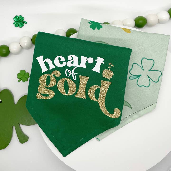 Bandana pour chien St Pat-Rex *Grande échelle* pour la vente par Moonlit Pups