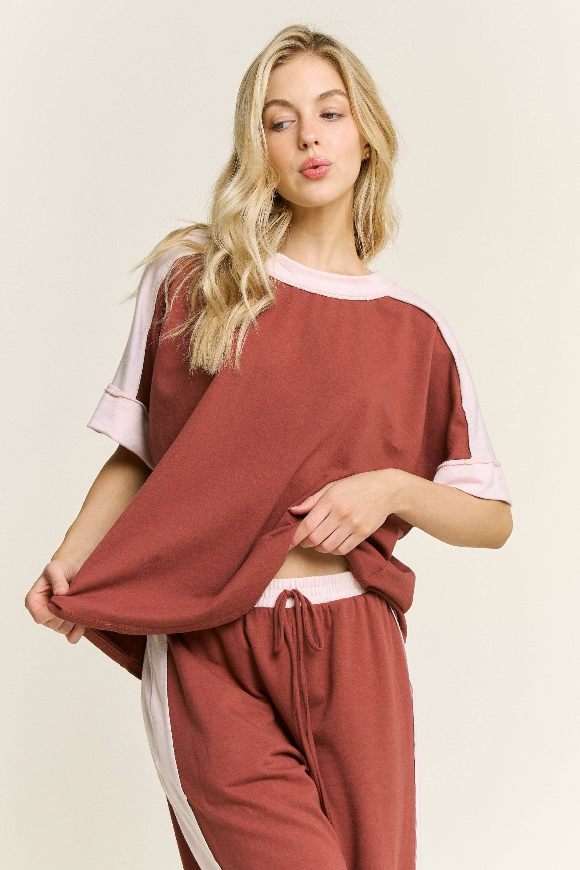 J.Her – wholesale T-shirt – women's – Washed Contrast Side Spring Top HT637415