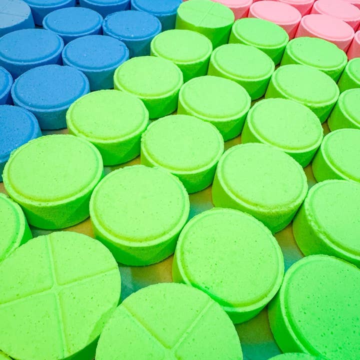 Phoenix Bath and Body - Wholesale Shower steamer/bomb - Puk Essential Oil Shower Steamer1