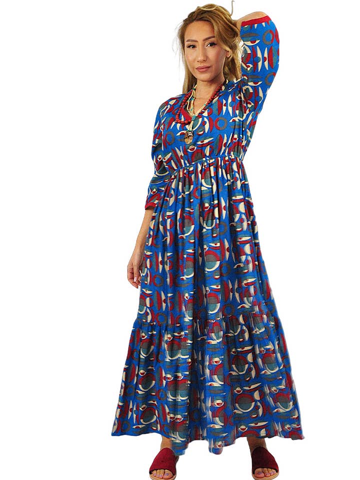 Vestido maxi estampado geométrico hecho a mano para venta al por mayor de Kalimera Clothing Athens