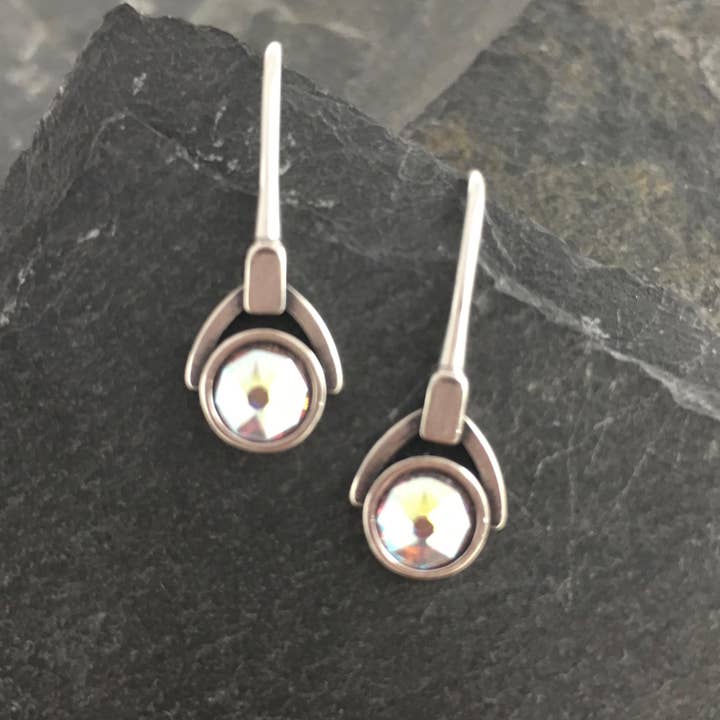 Elizabeth Jewelry - Wholesale Dangle Earrings - Silver Swarovski Crystal Cabochon Aurora Borealis Earring