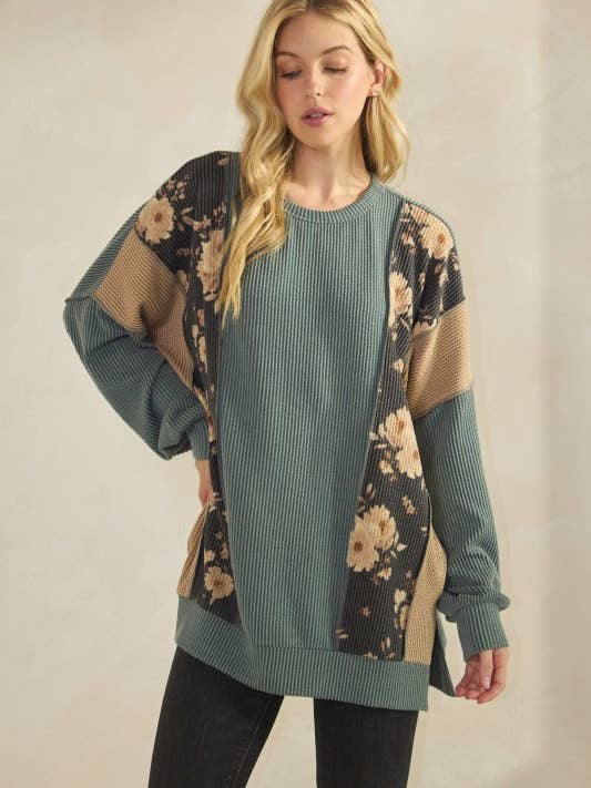 HEIMISH - Wholesale Tunic - Women's - ET7988-10 LONG SLEEVE SOLID AND FLORAL URBAN RIB TOP2