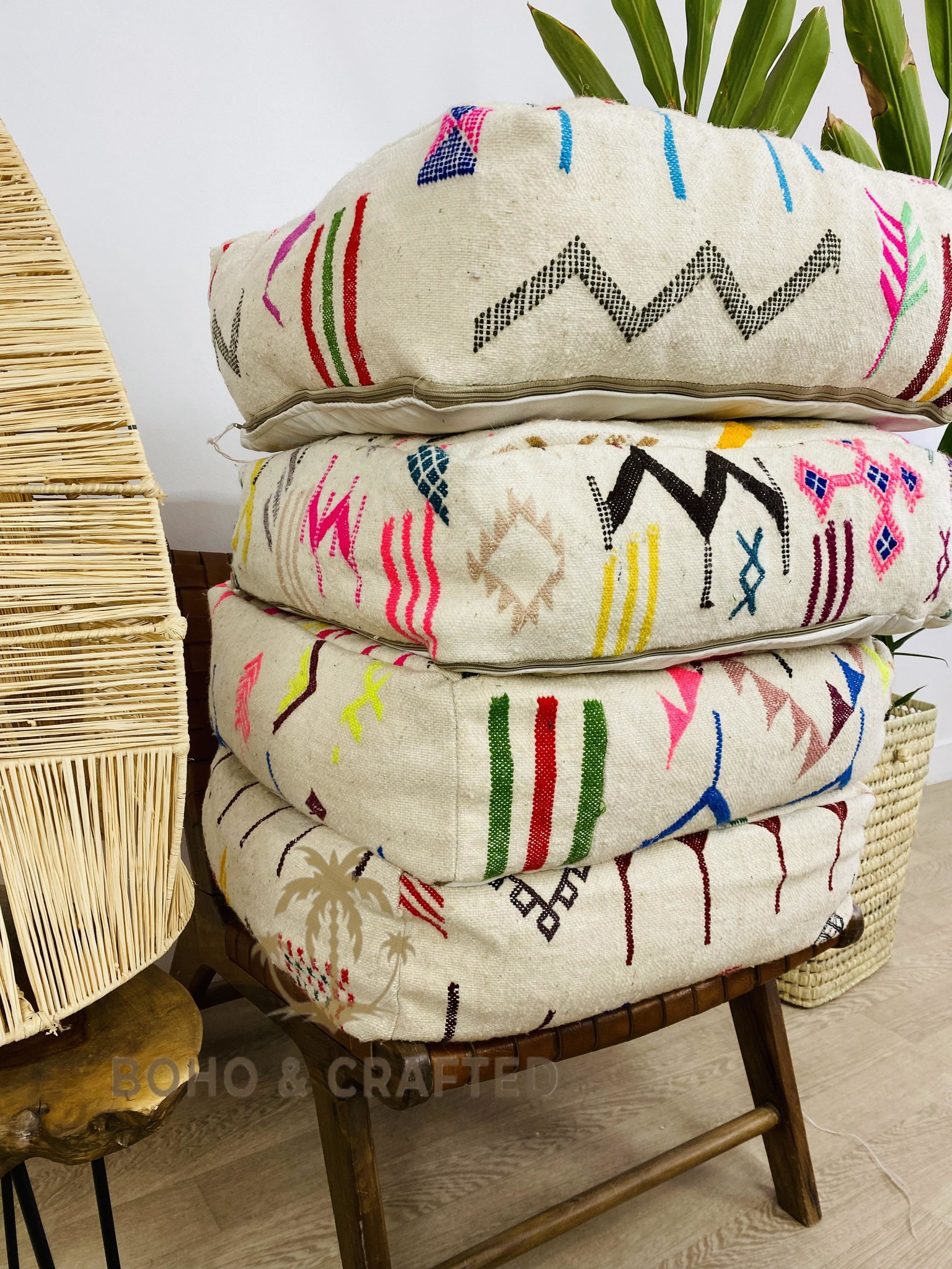 BohoVibeCraft - Wholesale Pouf - Multicolored Moroccan Kilim Pouf, Floor Pouf, wool colored2
