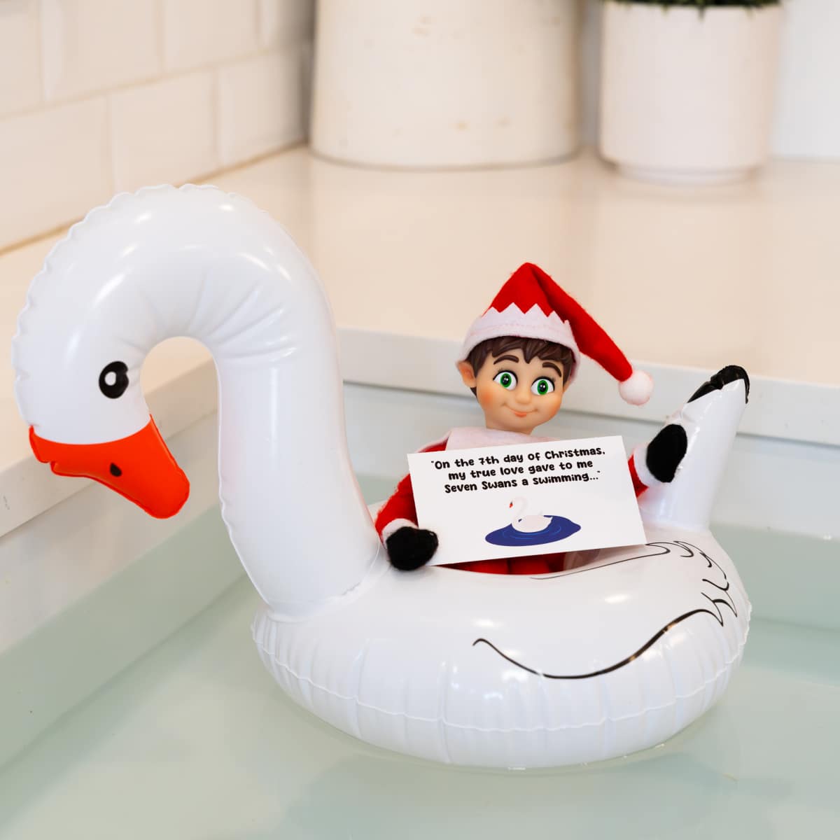 Crafty Holiday Helper - Wholesale Christmas Decoration - 2023 Christmas Elf Adventure6