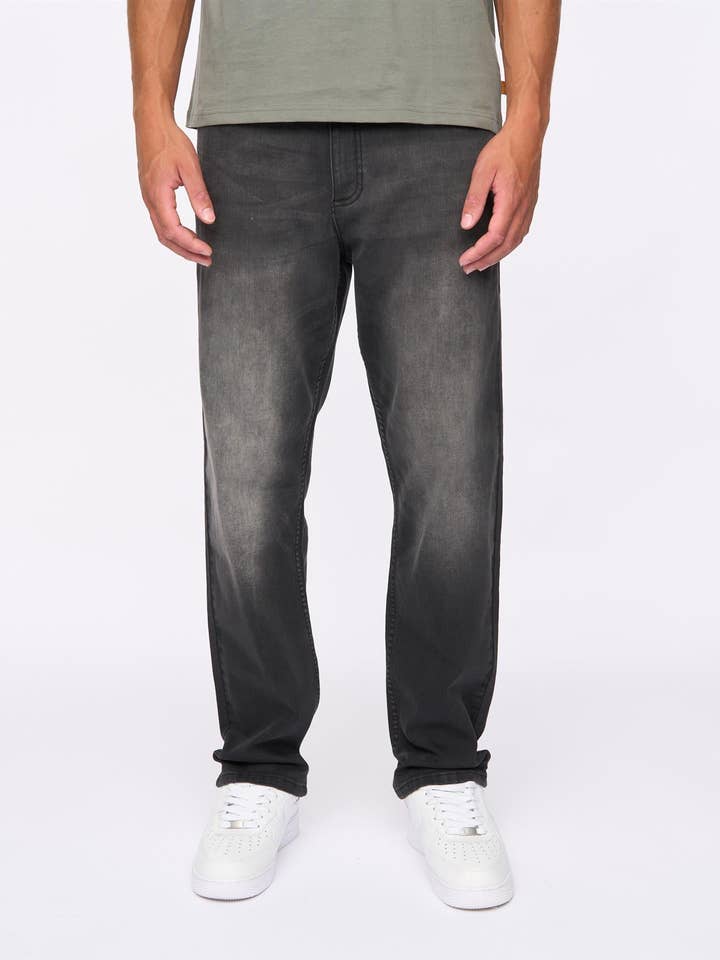 Jean Relaxed Fit Rushawn Noir pour la vente par Duck and Cover