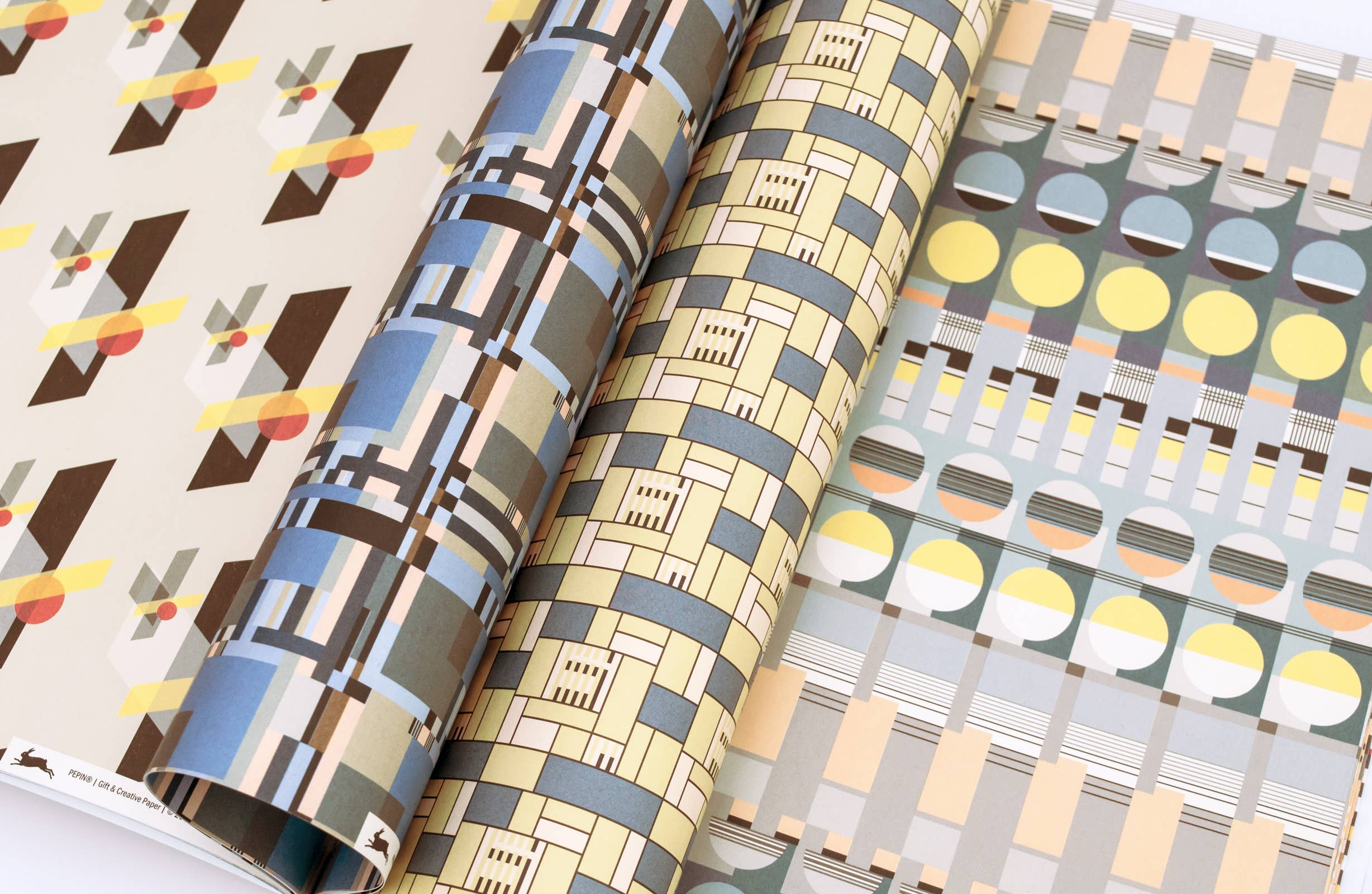 Pepin Press - Wholesale Flat Wrap - Bauhaus Style Gift & Creative Paper Book Vol. 642