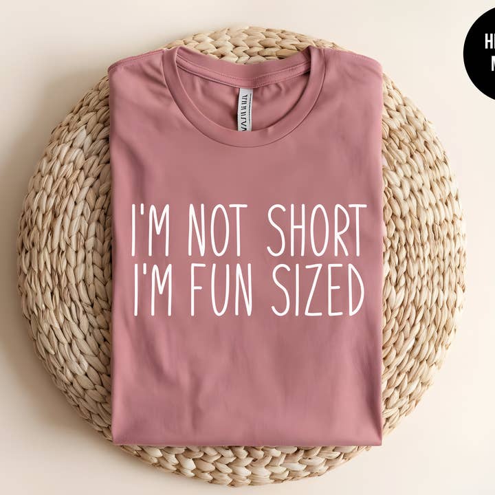 Ich bin nicht klein, ich bin lustig groß für den Großhandel von The Shirt Republic