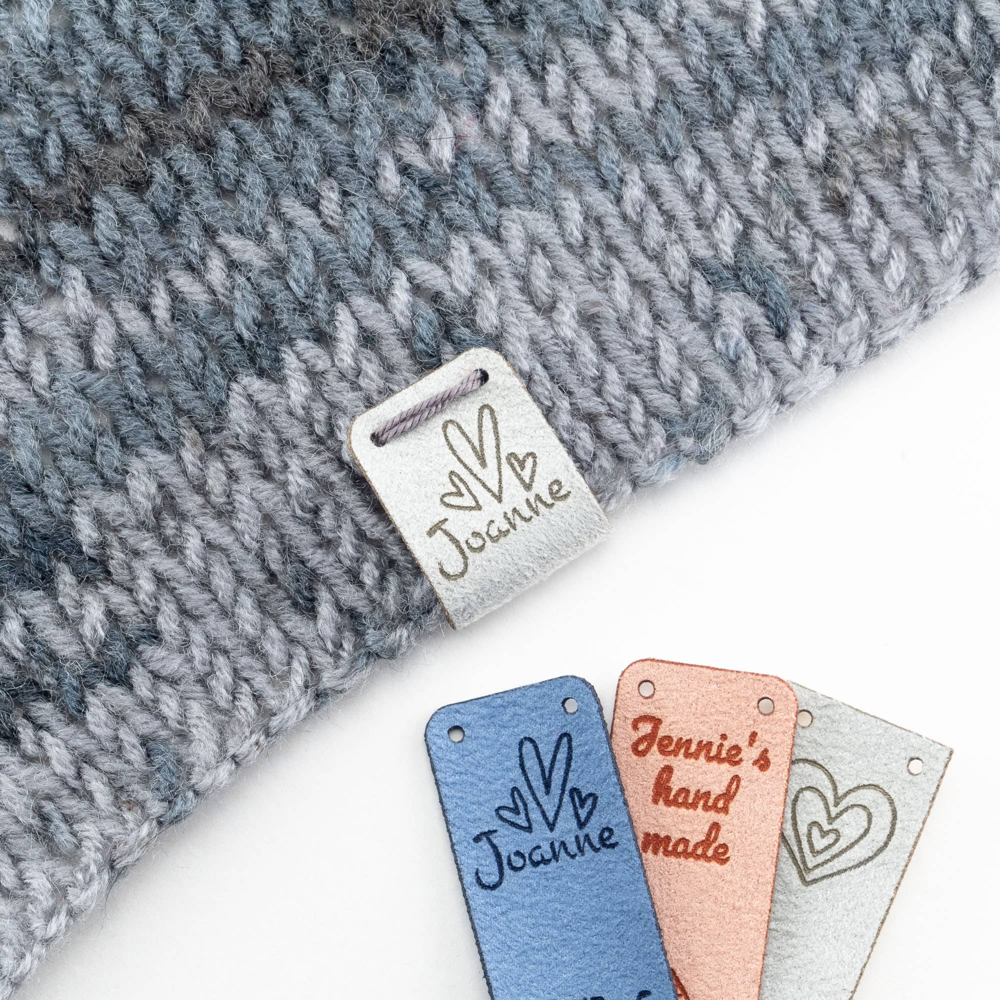 minimize custom tags - Venta al por mayor Etiquetas de regalos - Etiquetas de Marca Plegables Personalizadas - Imitación de Ante - 2 cm x 5,5 cm3