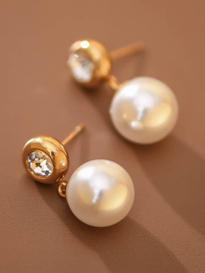 Orecchini Pendenti in Acciaio Inossidabile Placcato Oro 18K Impermeabili - 7774 per la vendita all'ingrosso da parte di Mia Accessories