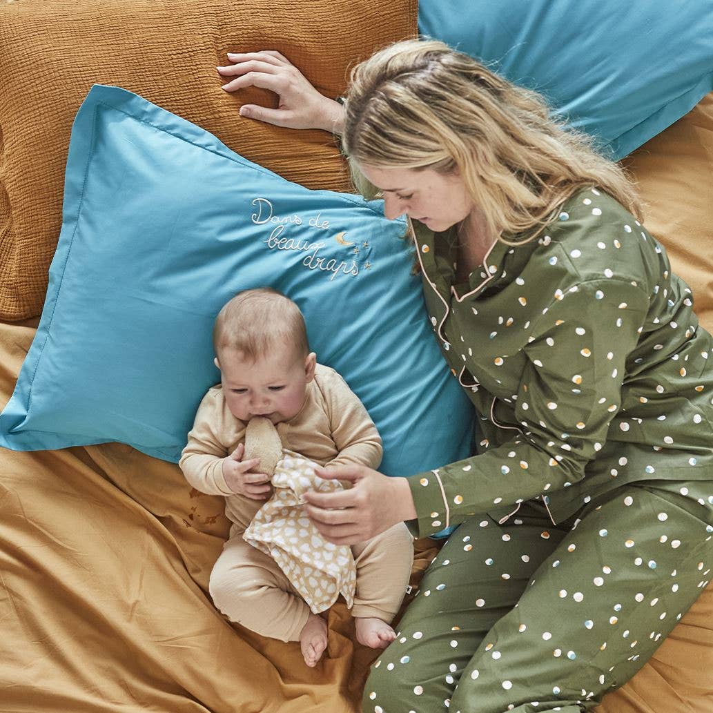 Sylvie Thiriez – Großhandel Schlafanzug-Set – Unisex – Damenpyjama Confettis aus 100 % Baumwolle1