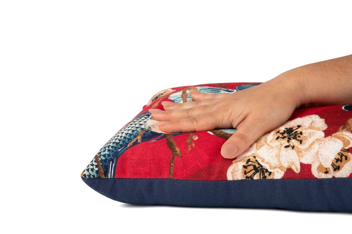 Bergamaschi & Vimercati S.p.a. - Wholesale Throw/Decorative Pillow - Fuji Living, Fuji Decorative Cushion CM 45X304