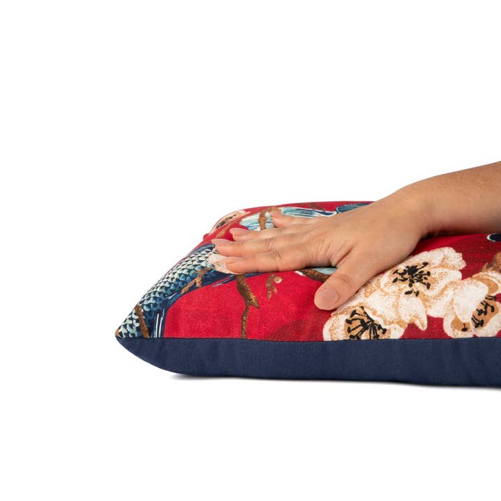 Bergamaschi & Vimercati S.p.a. - Wholesale Throw/Decorative Pillow - Fuji Living, Fuji Decorative Cushion CM 45X304