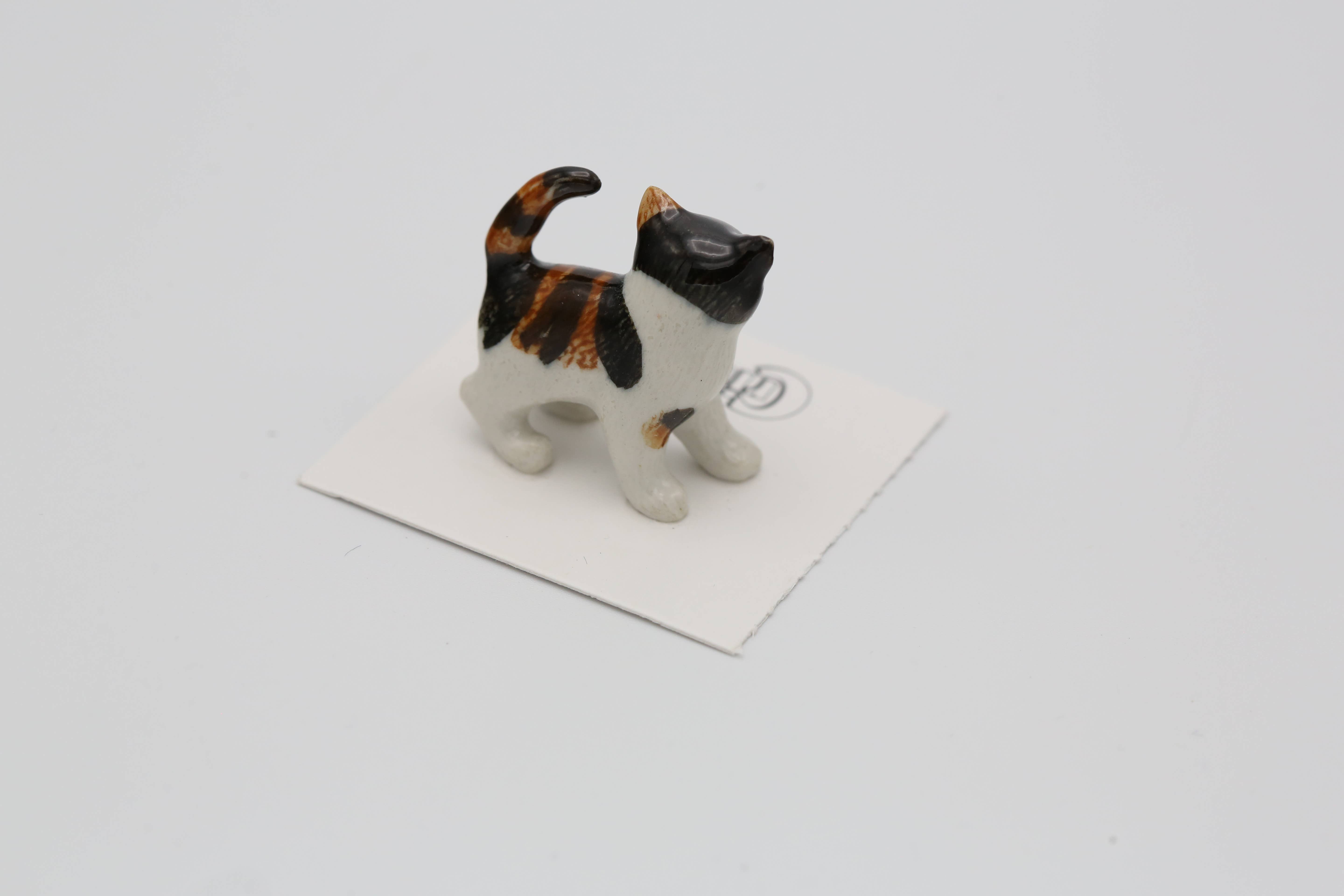 Little Critterz - Wholesale Decorative Figurine - Holly Calico Kitten Porcelain Miniature1