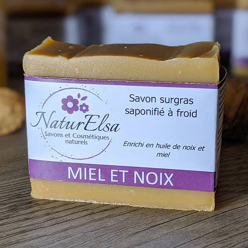 Savon Surgras - Miel et Noix pour la vente par Naturelsa