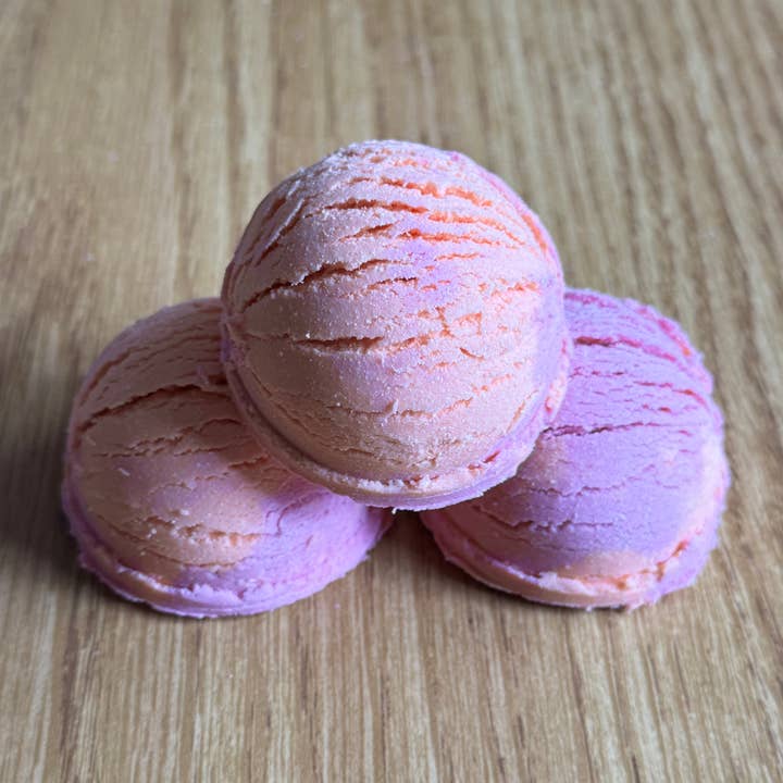 Bold Ego Solid Bubble Scoop for wholesale by E's Handcrafted Soap & More