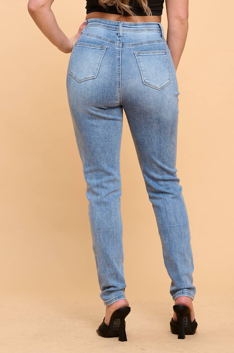 Denim Zone U.S.A. - Wholesale Jeans - Women's - Premium Denim Super Stretchy High Waisted Skinny Jeans 1