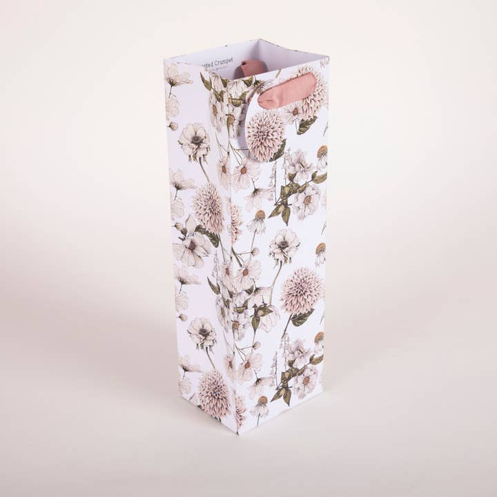 Bolsa de regalo para botella Flores Blancas Toasted Crumpet para venta al por mayor de Penny Kennedy Ltd