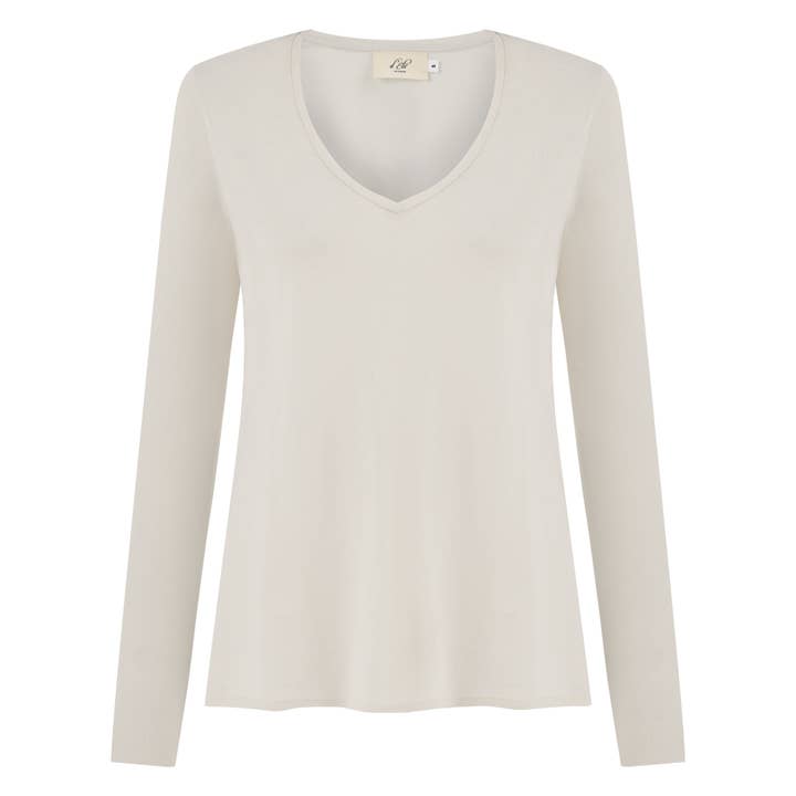 Esterella V Neck T-Shirt L/S Single Jersey White Sand for wholesale by d'Els - Elsa Altaras Nasi und Nasi GbR