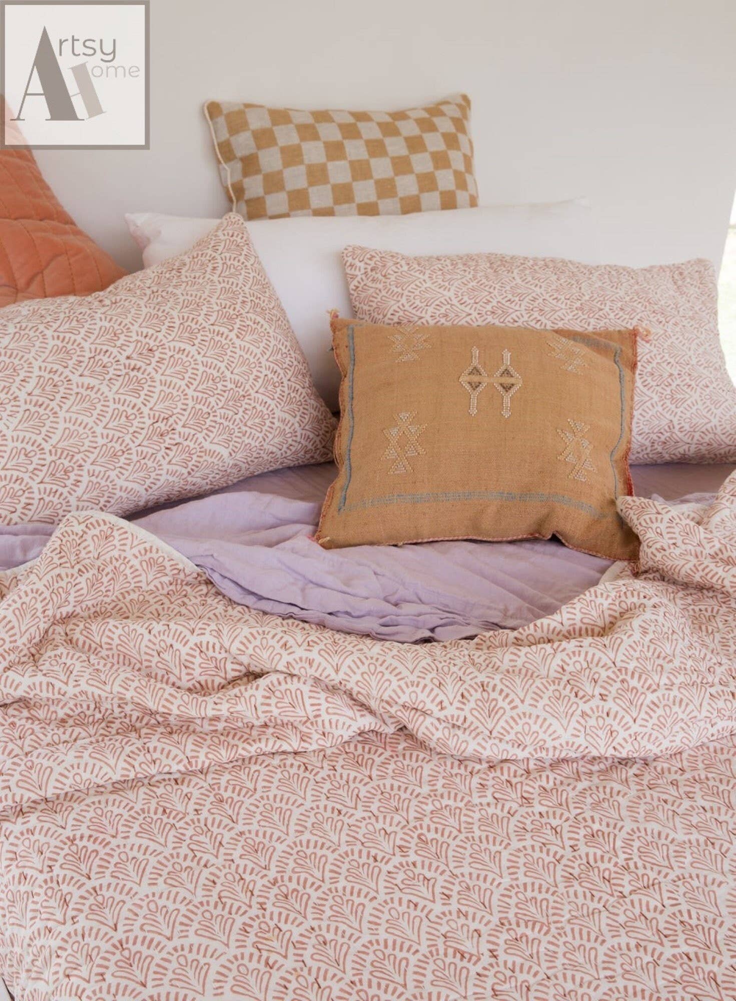 Artsy Home - Wholesale Quilt - Block Printed Kantha Quilt, Indian Handmade Cotton Blanket4