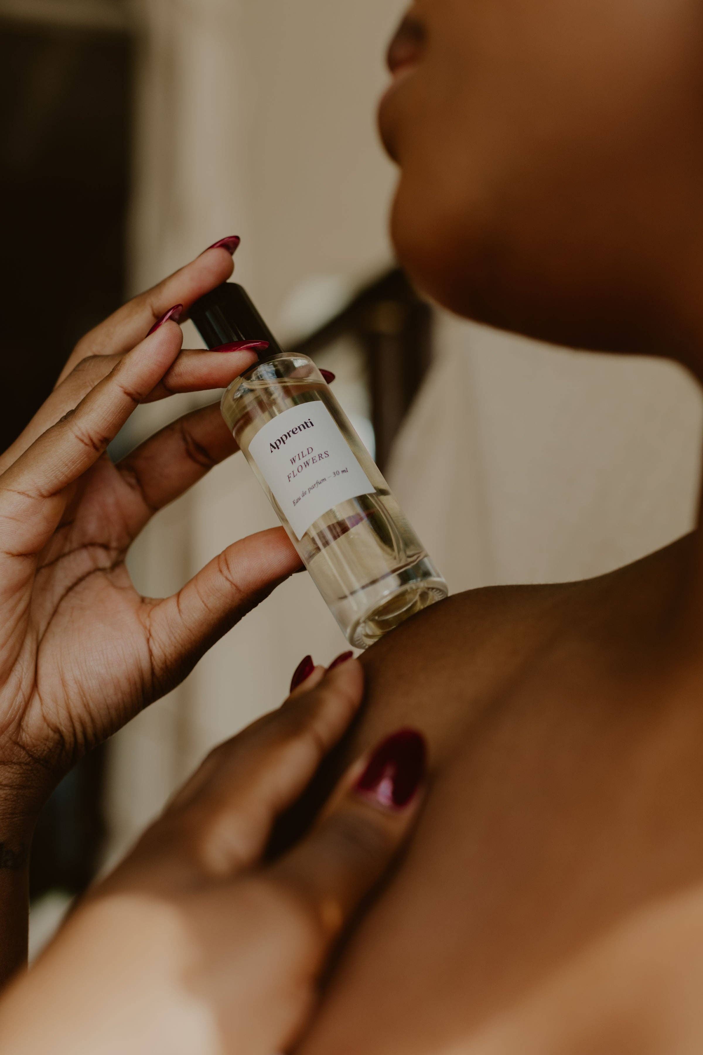 Apprenti - Wholesale Perfume/Eau de Toilette - West Indies Natural Eau de Parfum4