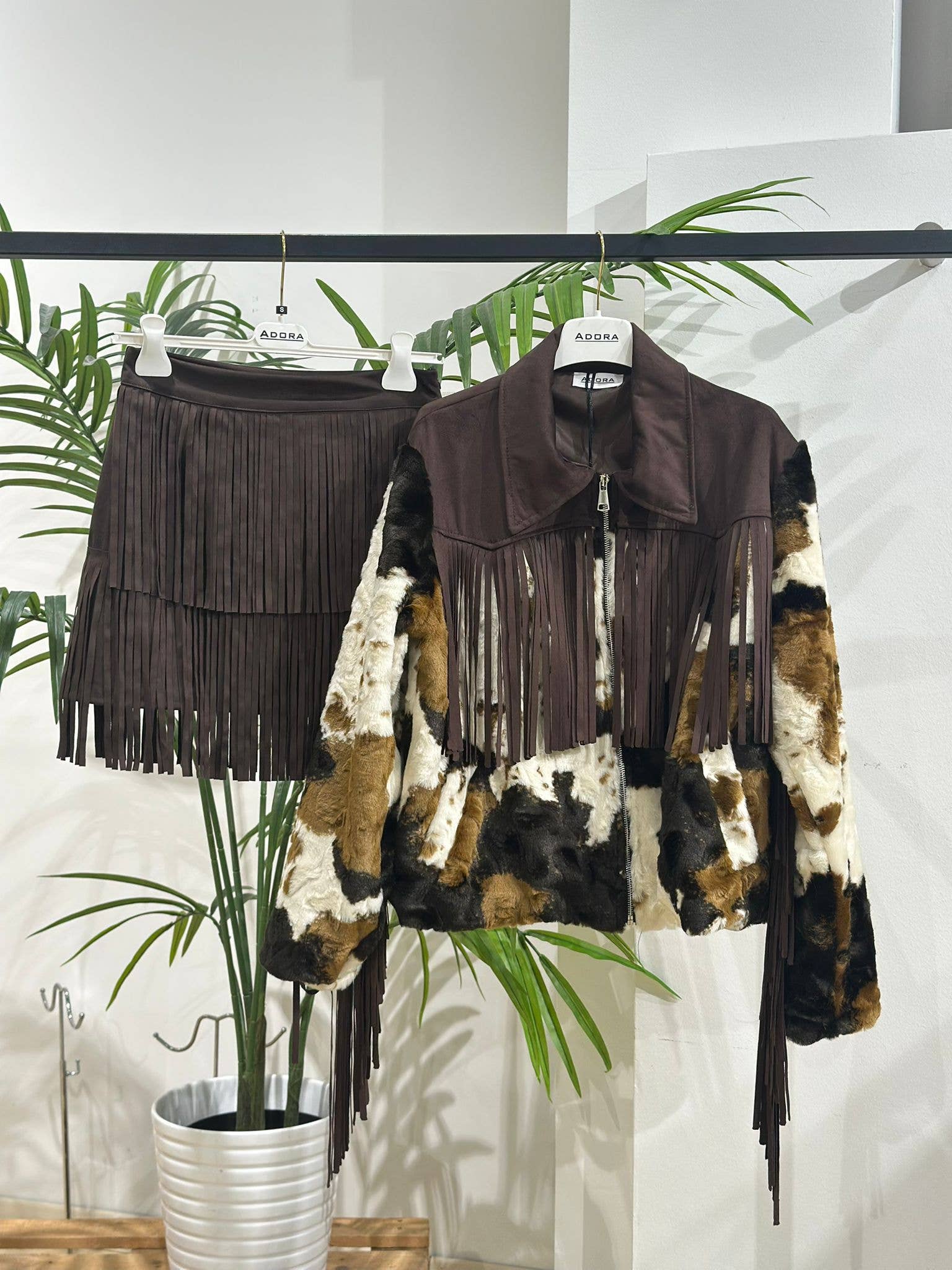 ADORA – Großhandel Jacke – Damen – Jacke mit Fransen2