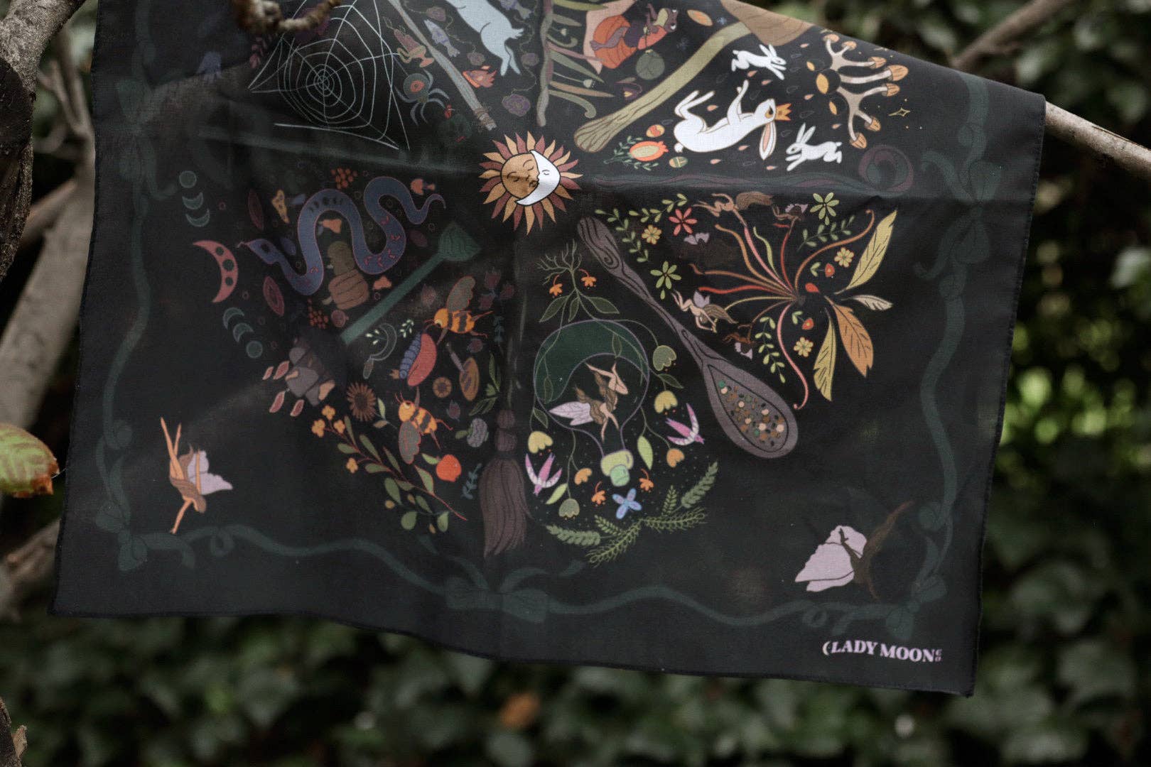 Lady Moon Co.® - Vente Bandana – femme - Bandana en tissu d'autel : Roue des Fées7