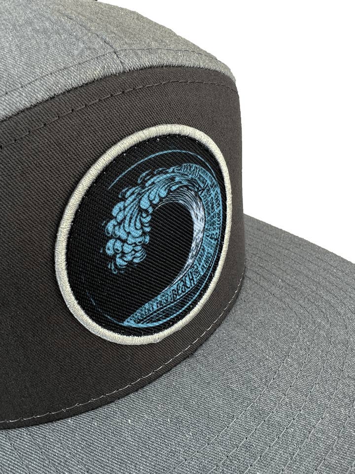 Beach Wave Workman's Strapback Hat (Charcoal & Grey) för wholesale av Long Island Strong