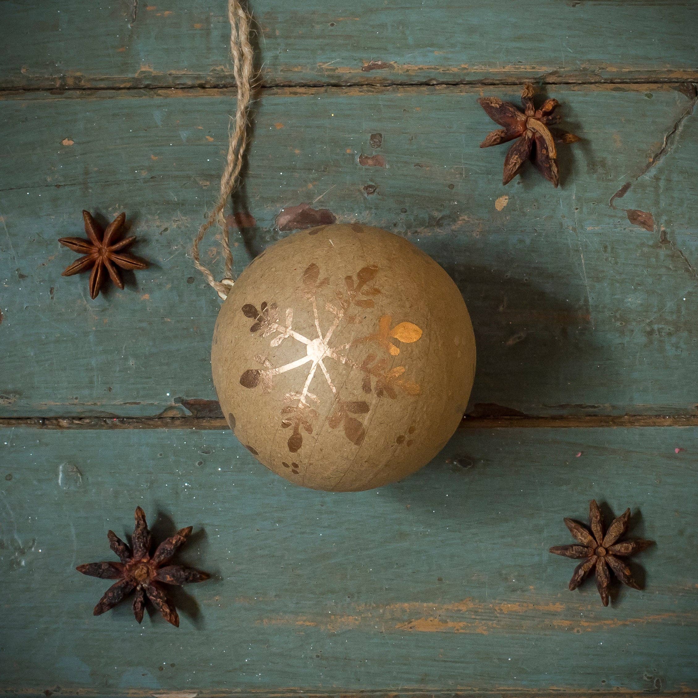 Moult - Wholesale Ornament - Kraft Papier Mache Baubles with Gold Decoration - 3 Designs1