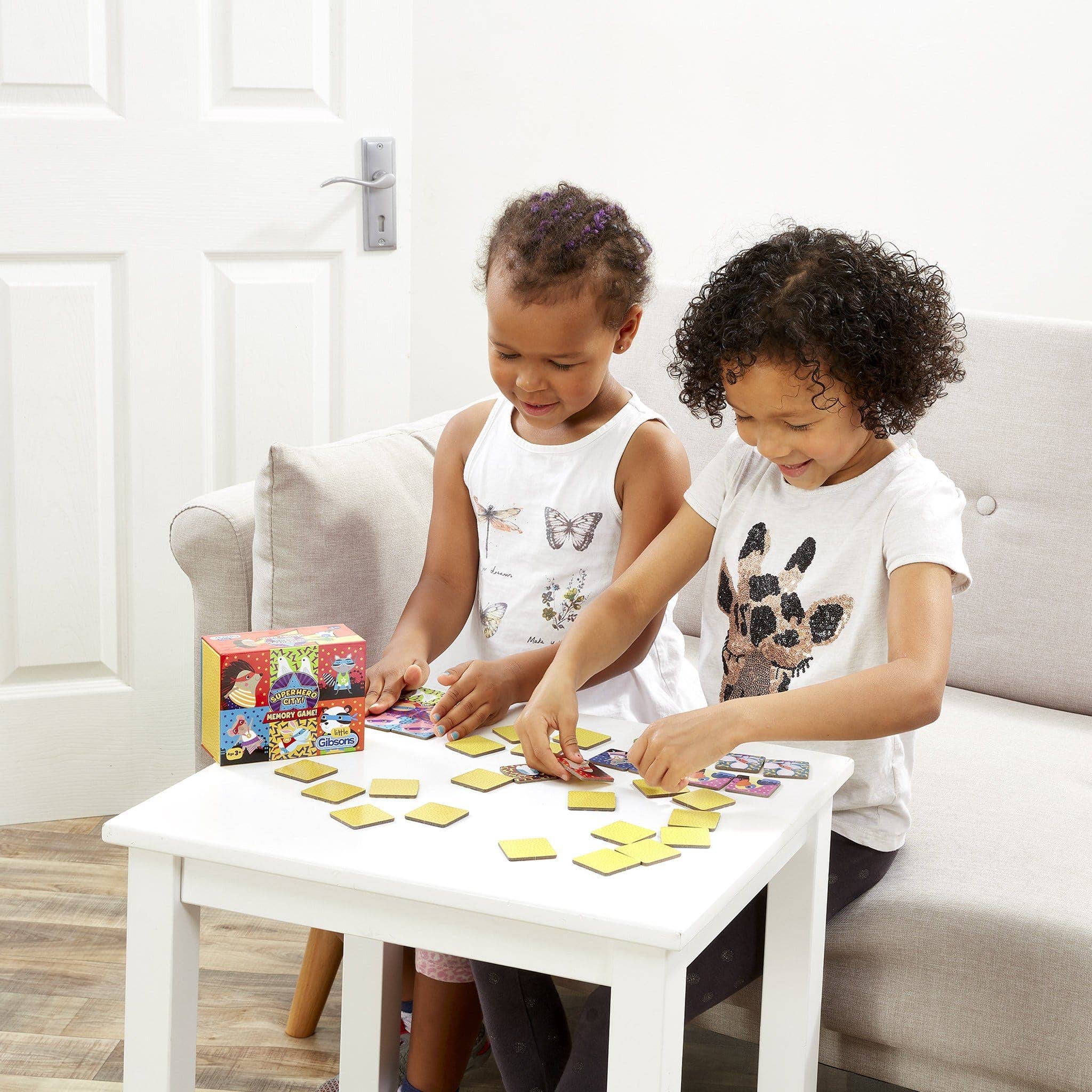 Gibsons Games Ltd – wholesale Brain game – Child – Superhero City Matching Children's Game1