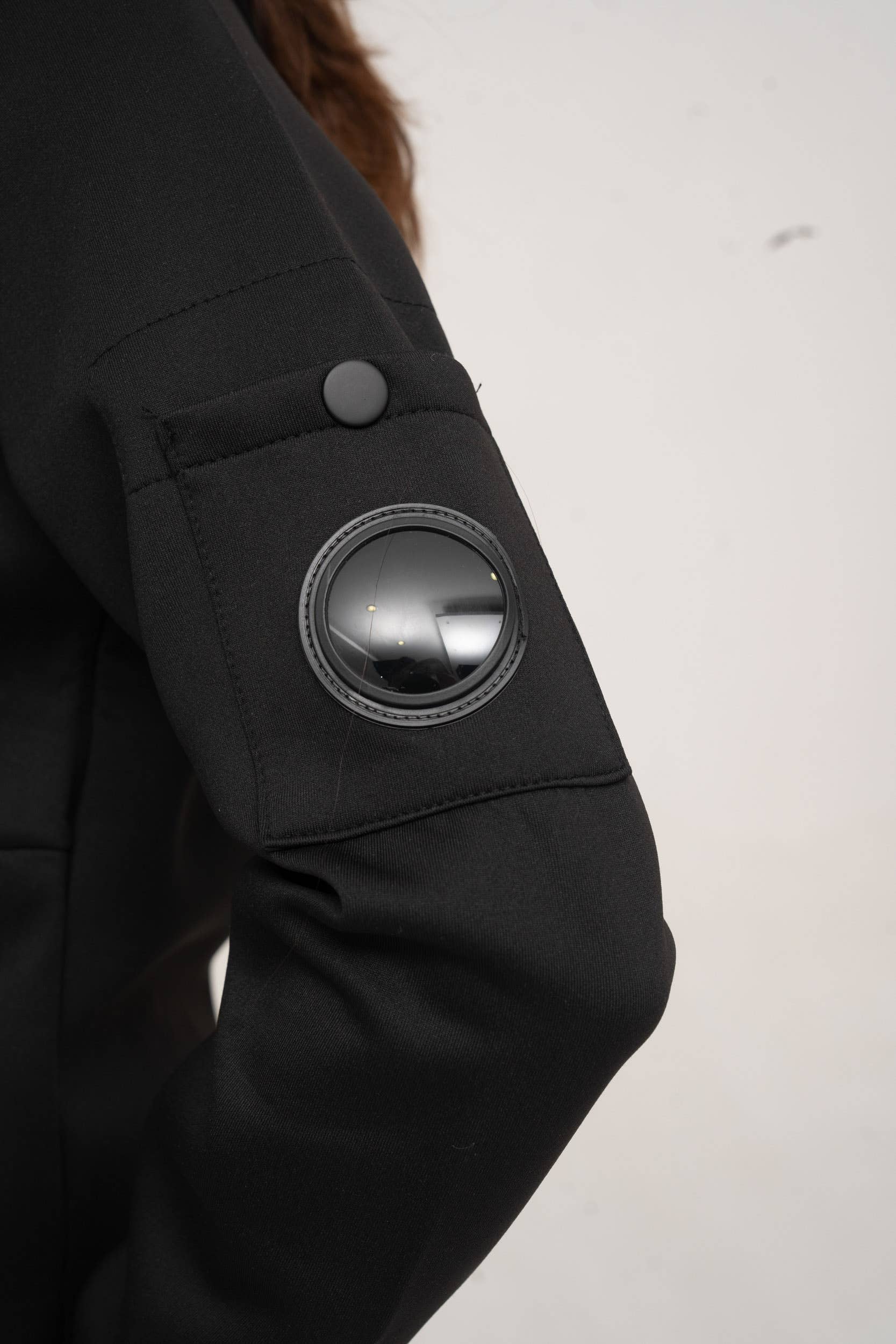 Zayne Paris - Wholesale Activewear Set - Women's - Women's jogging set with zip F011-12