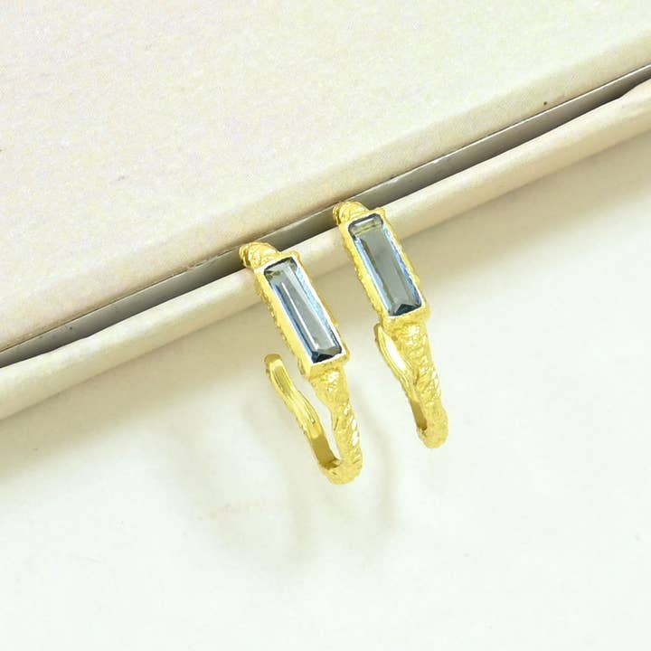 Schmuckoo Berlin - Wholesale Hoop Earrings - Morgane Hoop Earring Gold Plated - Blue Iolite4