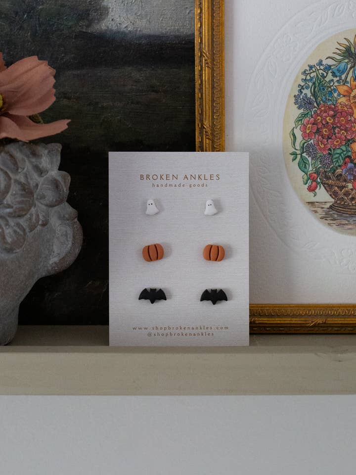 Pacchetti per Halloween (mini) per la vendita all'ingrosso da parte di Broken Ankles LLC