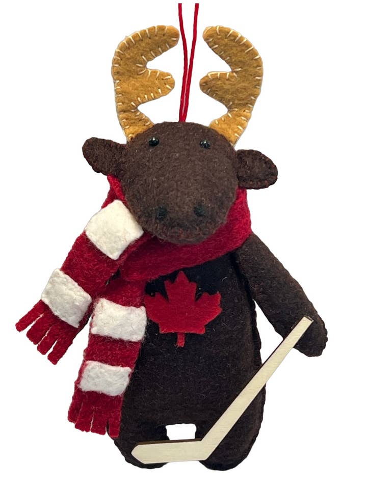 Felt Moose Sewing Kit with Wooden Hockey Stick for wholesale by Genius Premium Craft