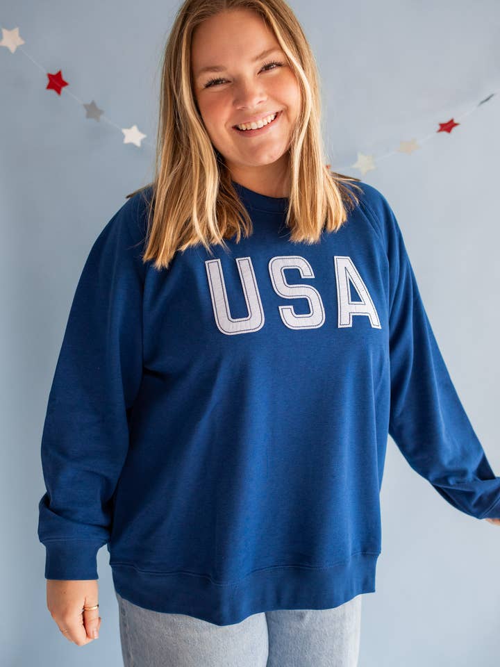 XOXO by magpies - Wholesale Sweatshirt - Women's - XOXO By Magpies Felt Applique USA Sweatshirt | Adult