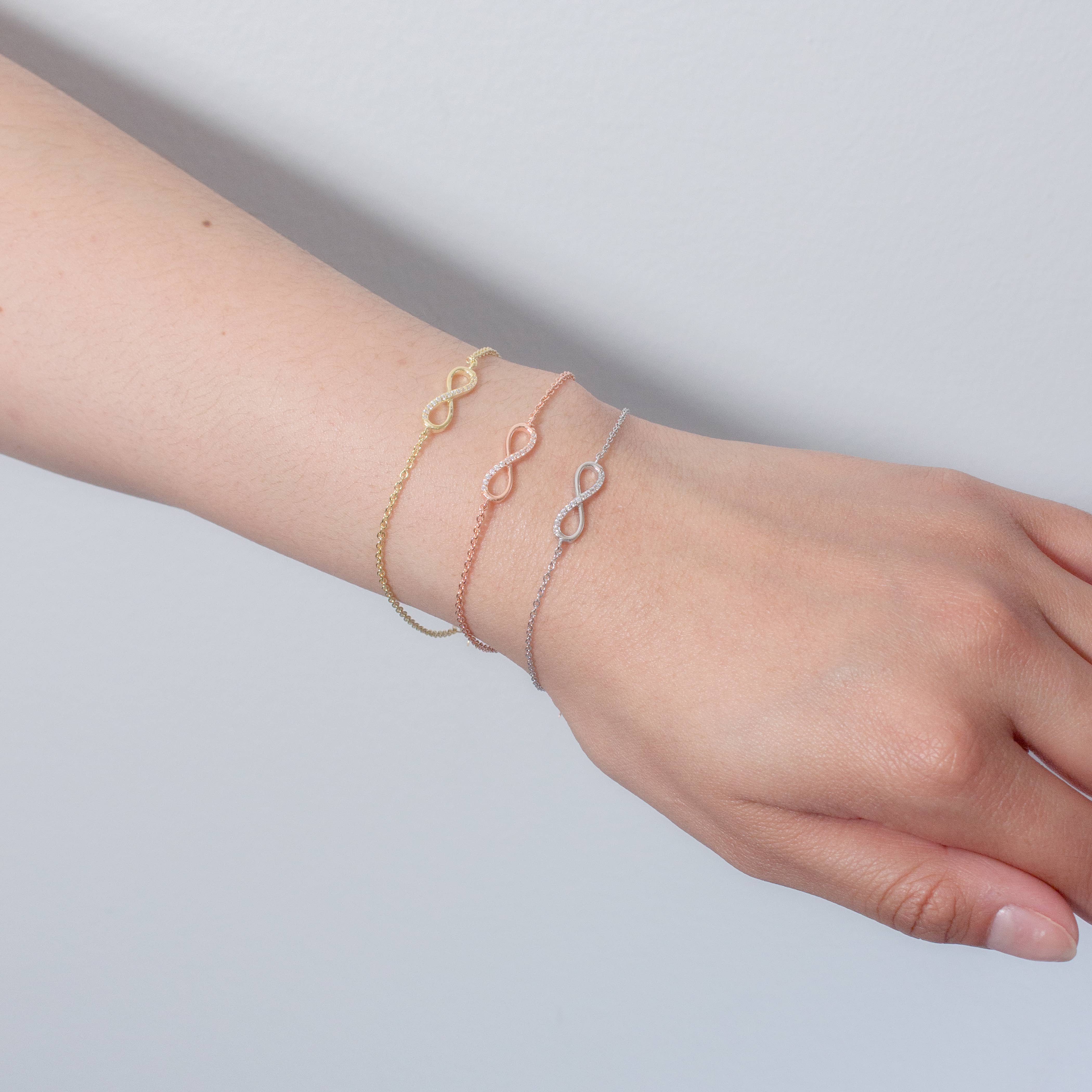 Aurora Jewels – wholesale Link & chain bracelet – Half CZ Infinity Bracelet3