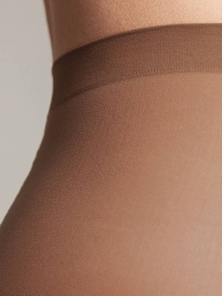 Conte Elegant – wholesale Strumpbyxor - Dam – Tights Conte Solo 40 Den - Klassiska Strumpbyxor30