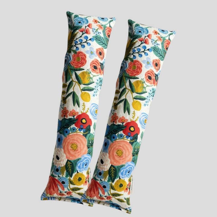 Wildwood 14" Long Cat Kicker Toy for wholesale by Rex & Bandon