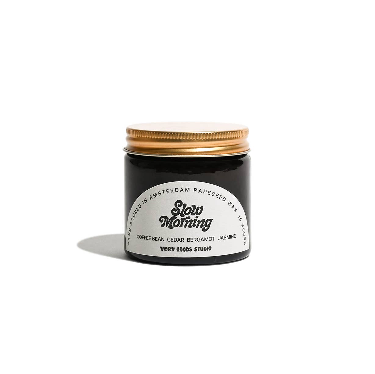 Very Goods Studio – Engroshandel Rejsestearinlys – SLOW MORNING Duftlys i ravfarvet glas, 60 ml, brændetid 12-15 timer