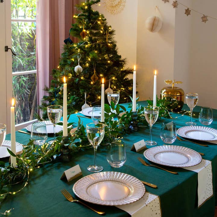 Talking Tables USA - Wholesale Disposable Plate - Large Gold Paper Plates | 8 Pack | Party Plates |