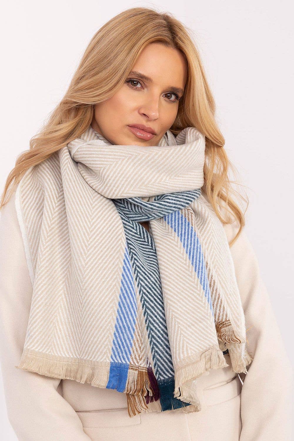 Lieber Deem Marktplatz - Wholesale Scarf - Women's - Scarf Model 206037 AT13