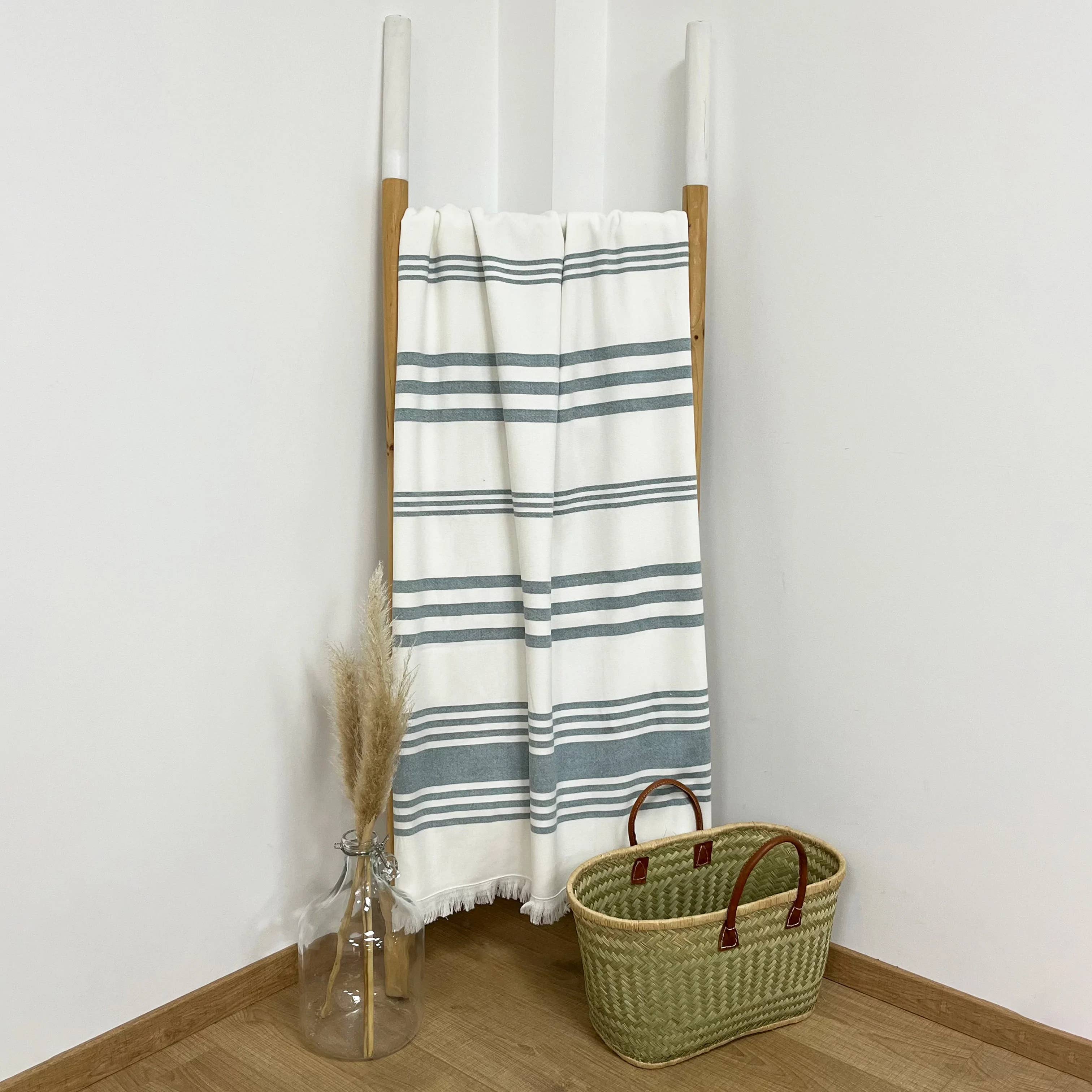 Le comptoir de la plage - Venta al por mayor Toallas de playa - Fouta de algodón con flecos y forro de esponja «Karabuk» de 400 g/m²11