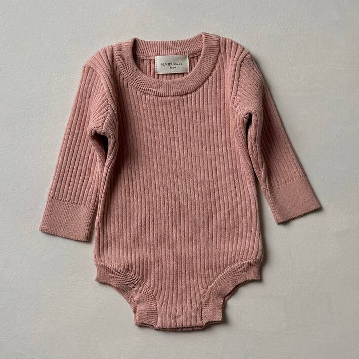 Body Noa Pêche pour la vente par Hunter and Rose