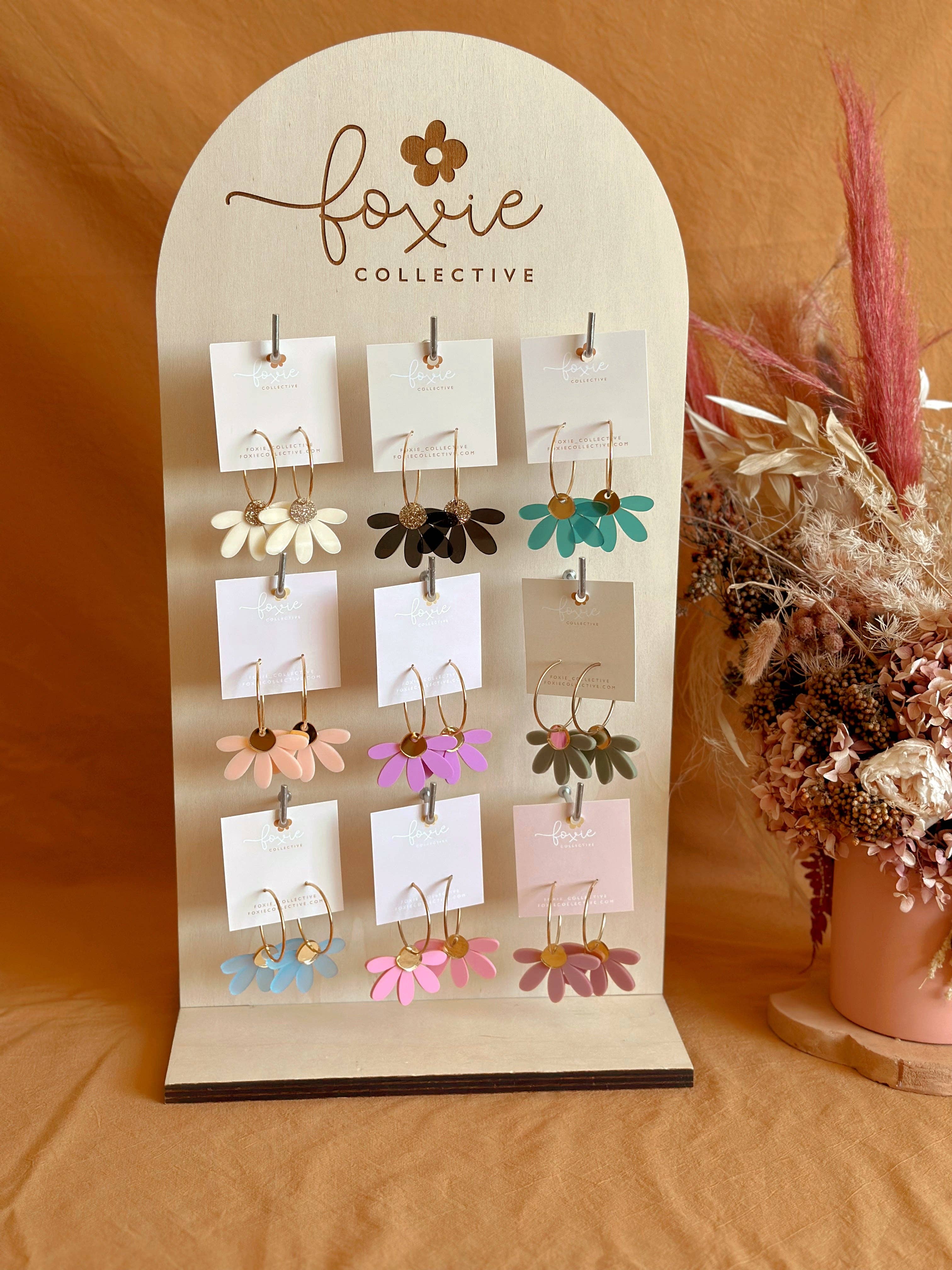 Foxie Collective - Venta al por mayor Pendientes de aro - Aros tipo argolla Jumbo Daisy | Rosa caramelo + Oro | VENTA AL POR MAYOR1