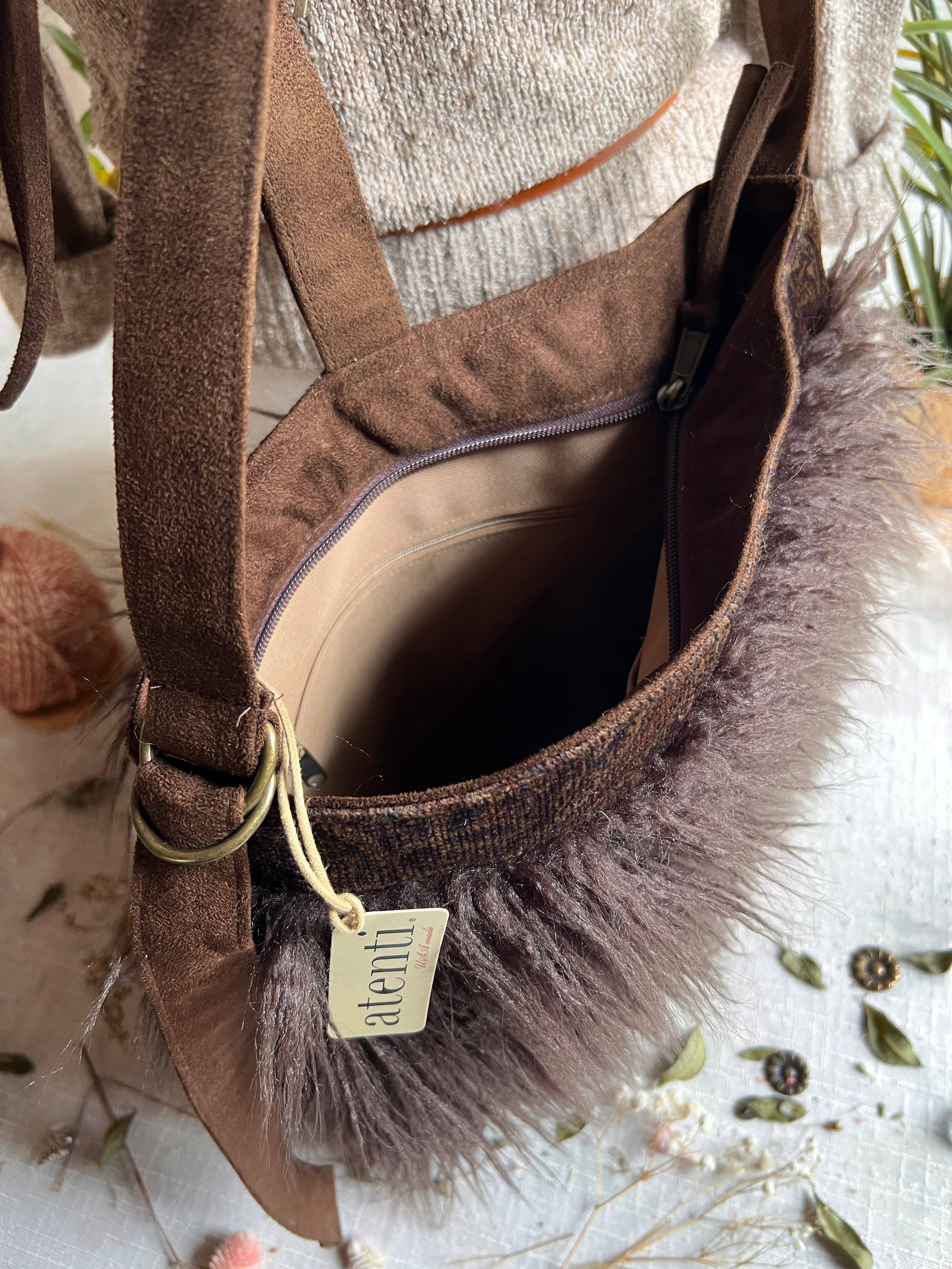 Atenti - Wholesale Crossbody Bag - Women's - Cafe Lllama Haversack5