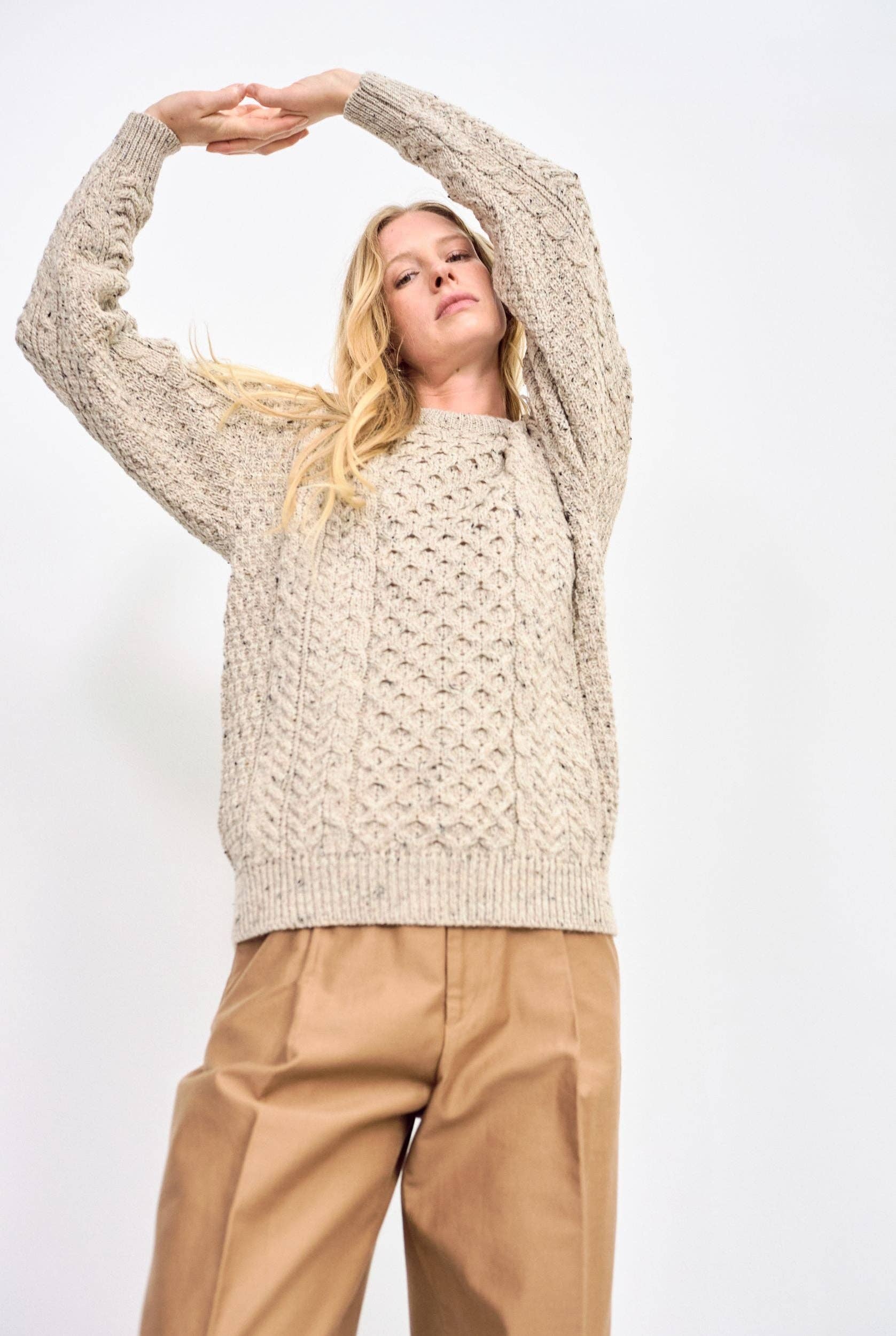 Aran Woollen Mills - Wholesale Knit Sweater - Women's - Inishbofin Ladies Traditional Aran Sweater -  Flecked Oat2
