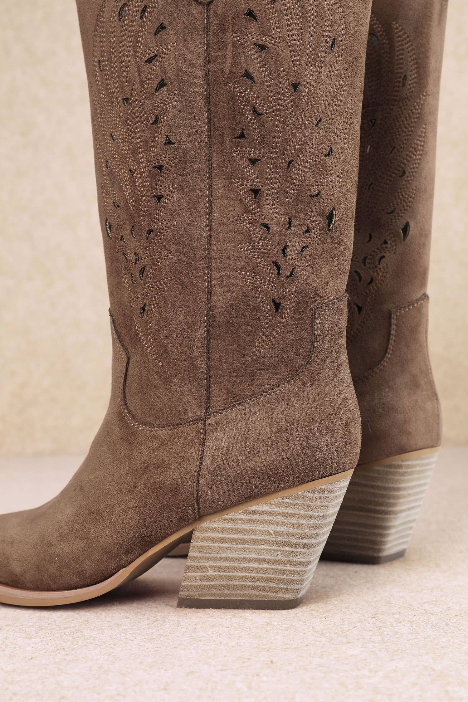 Miracle Miles (Mi.iM) - Wholesale Cowboy Boots - Women's - OLIVIA13