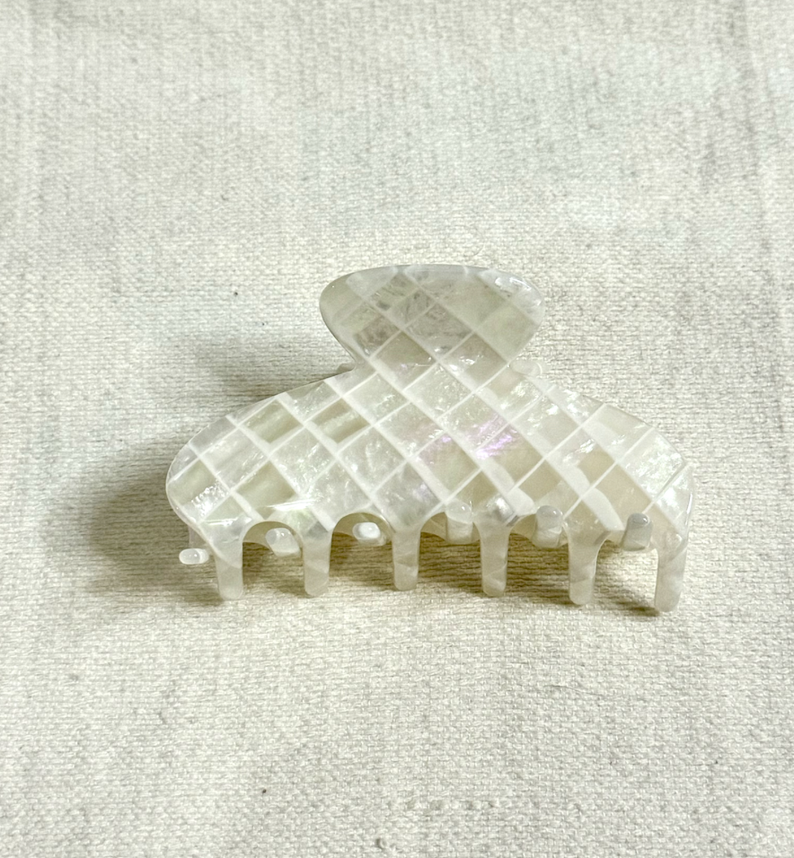 Ellipsis Goods – Engroshandel Hårspænde - Dame – Iriserende perle hverdagsklo2