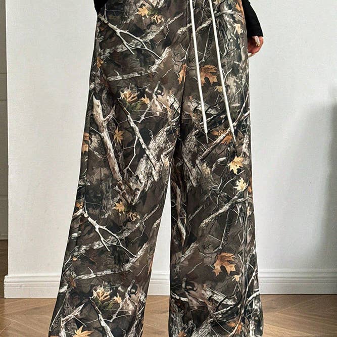 Elastic Waistband Camouflage Print Wide Leg Pants ZK2316 and other Purchase Wholesale leaf camo. Free Returns & Net 60 Terms on Faire trending on Faire.